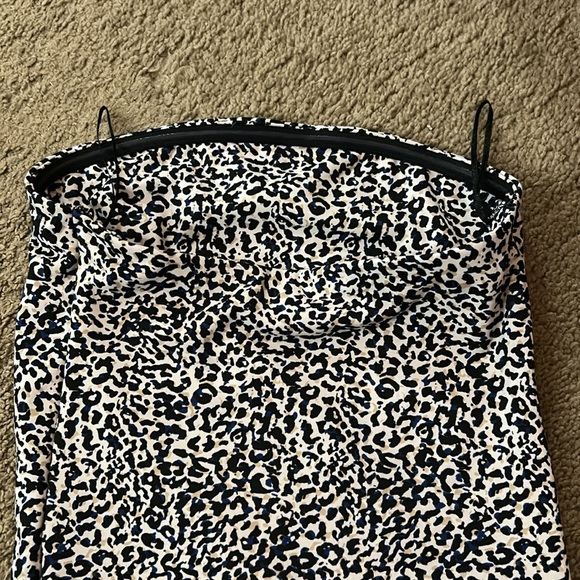 Express Leopard Print Body Contour Strapless Bodysuit - Picture 3 of 4